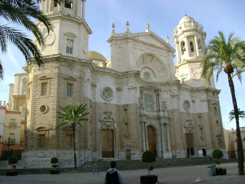 Too Many Aparts Apartment Cadiz